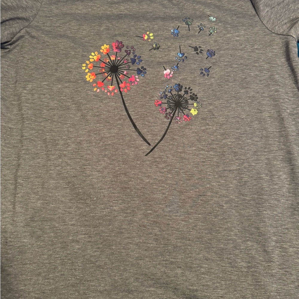 Gray women’s colorful dandelion shirt.